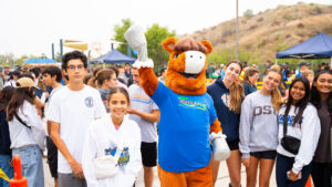 Sammy Clarita with volunteers at the River Rally