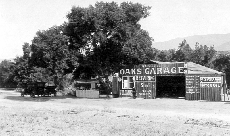 Oaks Garage 1918